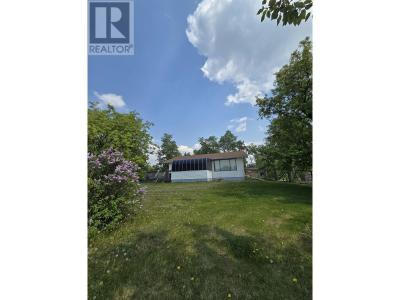 6365 MARIGOLD AVENUE, Fort St. John, British Columbia V1J 8B6, Canada