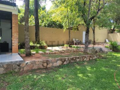 CALLE SIN NOMBRE, FRENTE A LA IGLESIA, ZONA CIERVO CUA , San Bernardino, Cordillera 00001, Paraguay