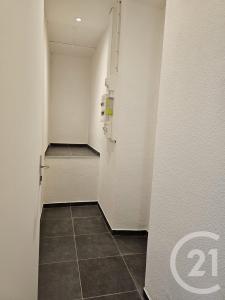 Melun, Île-de-France 77000, France