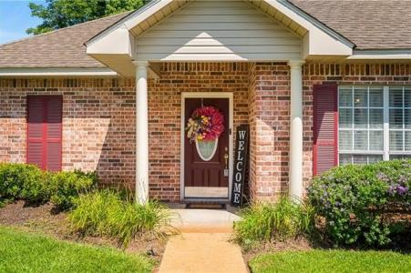 103 MAGNOLIA Circle, Natchitoches, 路易西安纳州 71457, 美国