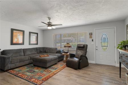 11 Oak Hollow Drive, Beverly Hills, Florida 34465, USA