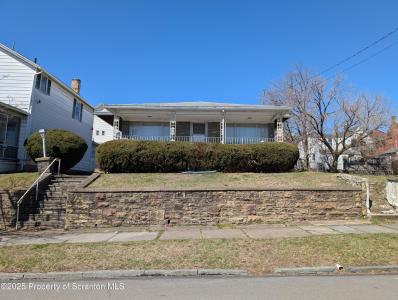 230 10th Avenue, Scranton, Pensylwania 18504, USA