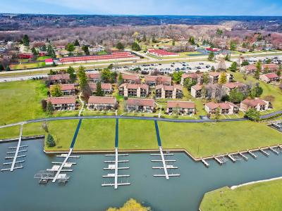 55 Vail Colony , 6, Fox Lake, Illinois 60020, USA