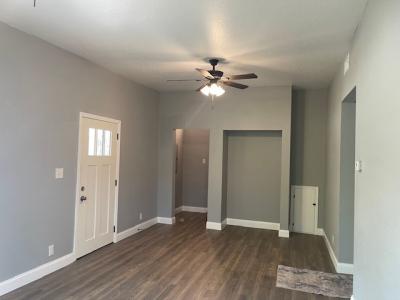 2215 Saint Anthony, San Antonio, Texas 78210, USA
