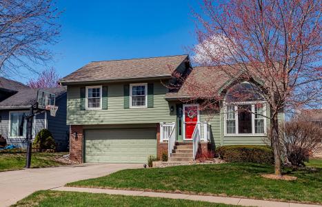 904 SE Kensington Road, Ankeny, איווה 50021, ארצות הברית של אמריקה