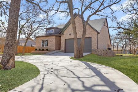 797 Deleon Street, Denison, Texas 75020, USA