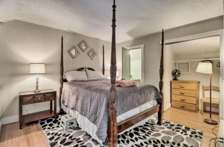 48 Telstar, Lake Harmony, Pennsylvania 18624, USA
