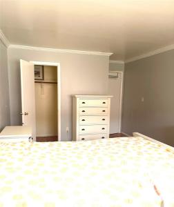 10 Charles Lane #1C, Pomona, NY 10970, USA