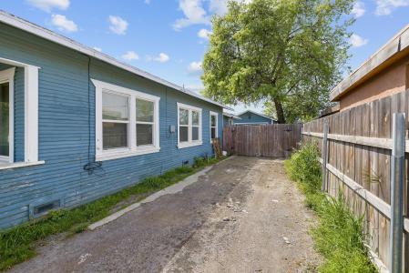 659 S Pratt Street, Tulare, California 93274, Estados Unidos