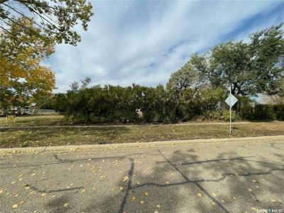 335 MAIN STREET, Central Butte, Saskatchewan S0H 0T0, Canada