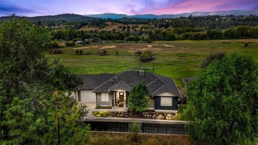 10708 QUAIL ROAD, Lake Country, 不列颠哥伦比亚省 V4V 1W4, 加拿大