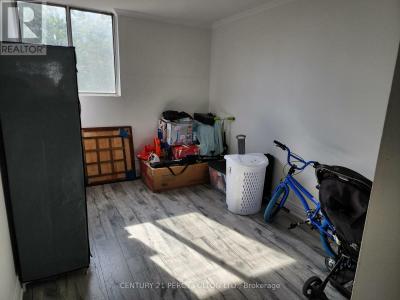 100 DUNDALK DRIVE, Toronto (dorset Park), Ontario M1P 4V2, Canada
