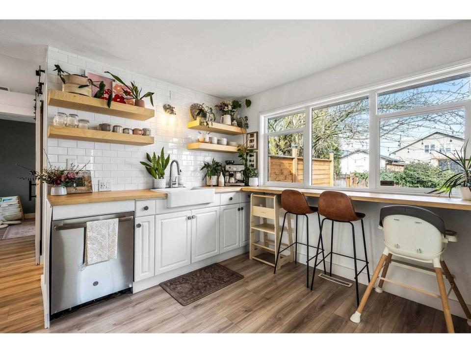 46657 CEDAR AVENUE, Chilliwack, ブリティッシュコロンビア V2P 2H4, カナダ