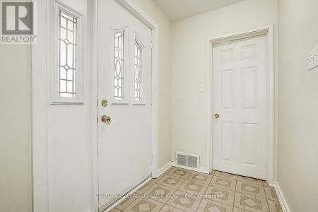 366 MAIN STREET NORTH, Markham (old Markham Village), Ontario M3P 1Z3, Kanada