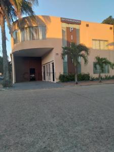 Oeste, Santa Cruz 00001, 玻利維亞