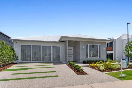 4 Tucker Street, Bells Creek, QLD 4551, Australia