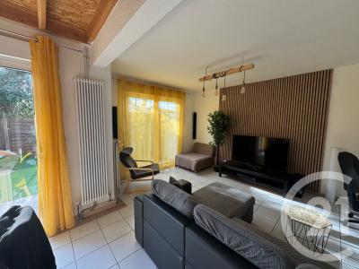 Nimes, Languedoc-Roussillon 30900, Pháp