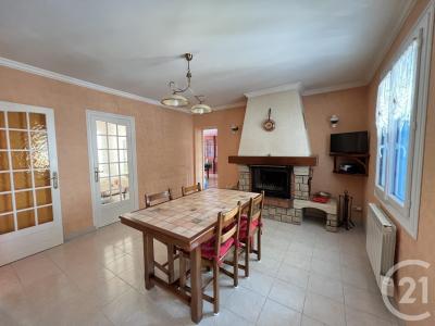 Fille Sur Sarthe, Pays De La Loire 72210, France