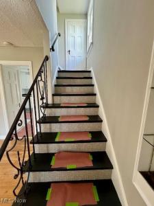 3791 E Antisdale Road, South Euclid, אוהיו 44118, ארצות הברית של אמריקה