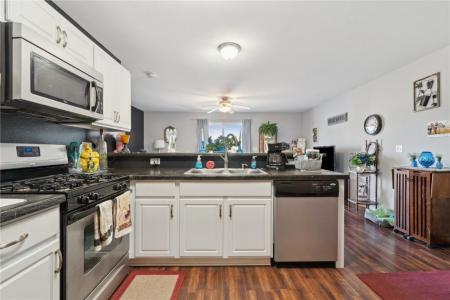 2129 Sugar Creek Dr Nw B, Cedar Rapids, Iowa 52405, États-Unis