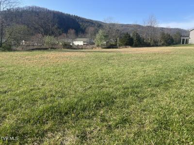 140 Ervin Loop, Erwin, Tennessee 37650