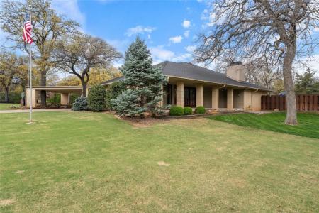 3525 E Memorial Road, Edmond, Oklahoma 73013, USA
