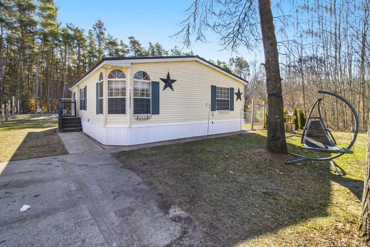 10430 90th Avenue, Mecosta, Michigan 49332, USA