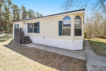 10430 90th Avenue, Mecosta, Michigan 49332, USA