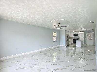 123 Shenandoah Avenue, Lady Lake, Florida 32159