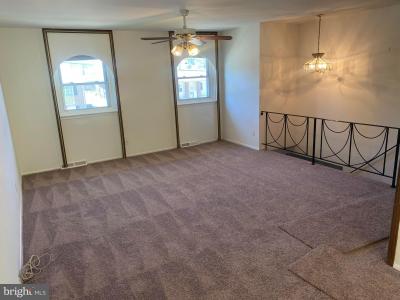 7950 Dellwood Avenue, Lanham, Maryland 20706, HOA KỲ