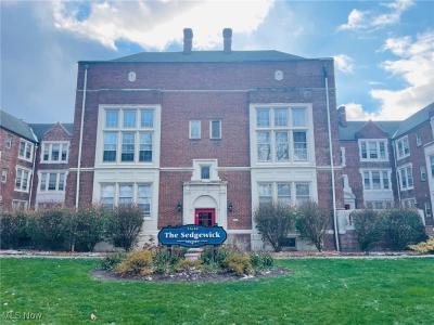 15610 Van Aken Boulevard #4 4, Shaker Heights, Ohio 44120