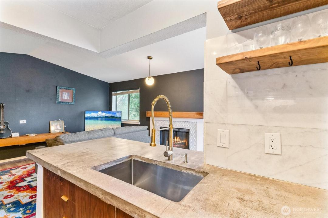 15415 35th Avenue , A306, Lynnwood, Washington 98087, HOA KỲ