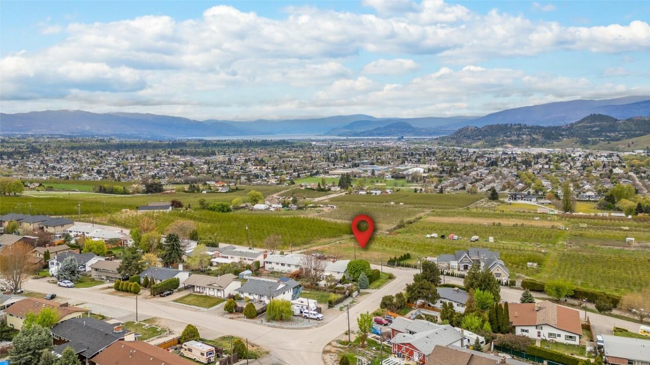 1080 GIBSON ROAD, Kelowna, Colúmbia Britânica V1P 1B9, CANADÁ