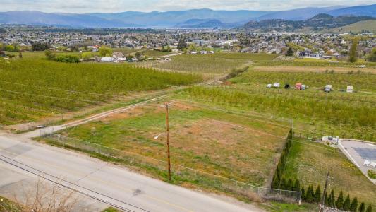 1080 GIBSON ROAD, Kelowna, Colúmbia Britânica V1P 1B9, CANADÁ