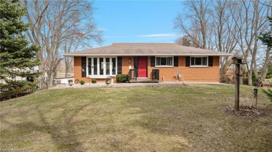 761 LYNDEN ROAD, Ancaster, Ontario L0R 1T0, Canada