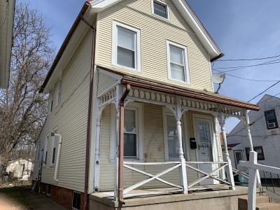 17 Easton Street, Hamden, Connecticut 06514, USA