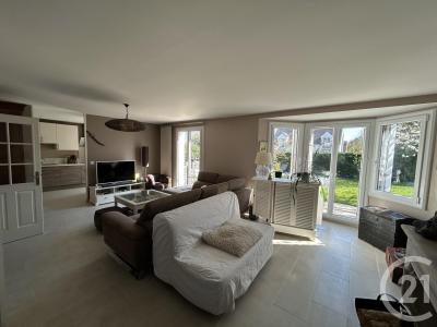 Mennecy, Île-de-France 91540, France