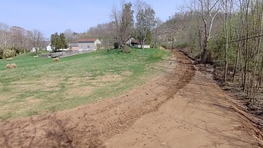 25 Merritts Creek Drive, Huntington, West Virginia 25702, USA