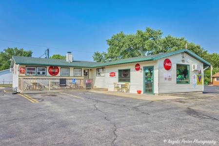 4911 W Elm Street, Mchenry, Illinois 60050, USA