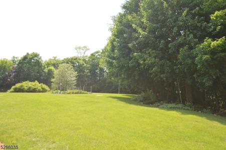 1 Jenny Lind St 24, Netcong Boro, New Jersey 07857-1015
