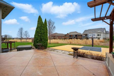 9524 Wickham Drive, Johnston, Iowa 50131, Amerika Birleşik Devletleri