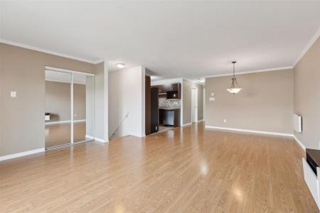 359 Boul. des Grives, Gatineau (Hull), Québec J9A 0E4, Canada