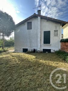 Le Mesnil Le Roi, Île-de-France 78600, France