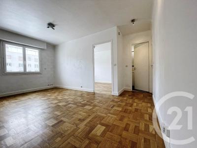 Courbevoie, Île-de-France 92400, アキタン