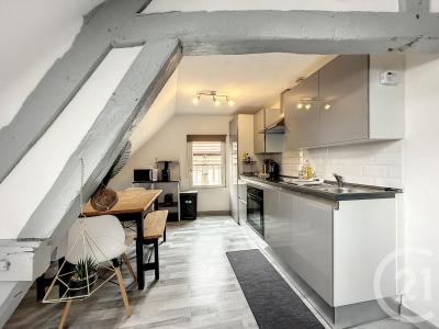 Troyes, Champagne-Ardenne 10000, アキタン