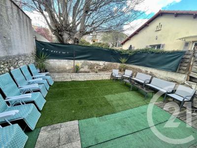 Nimes, Languedoc-Roussillon 30000, アキタン