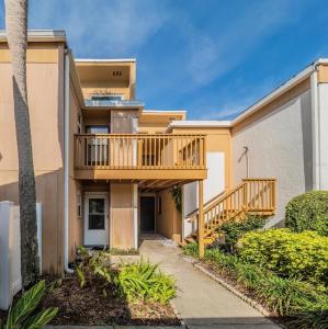 1051 S HIGHLAND STREET 7E, Mount Dora, Florida 32757, USA