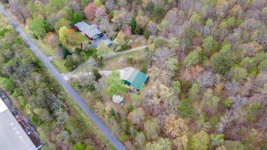 341 Tram Trail, Dunlap, Tennessee 37327, USA