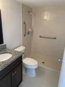 3900 Village Drive C, Delray Beach, Florida 33445, USA