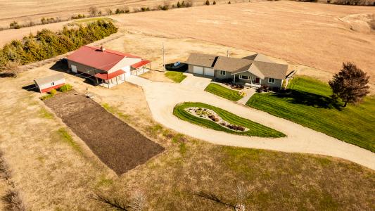 1933 4th Lane, Wakefield, Kansas 67487